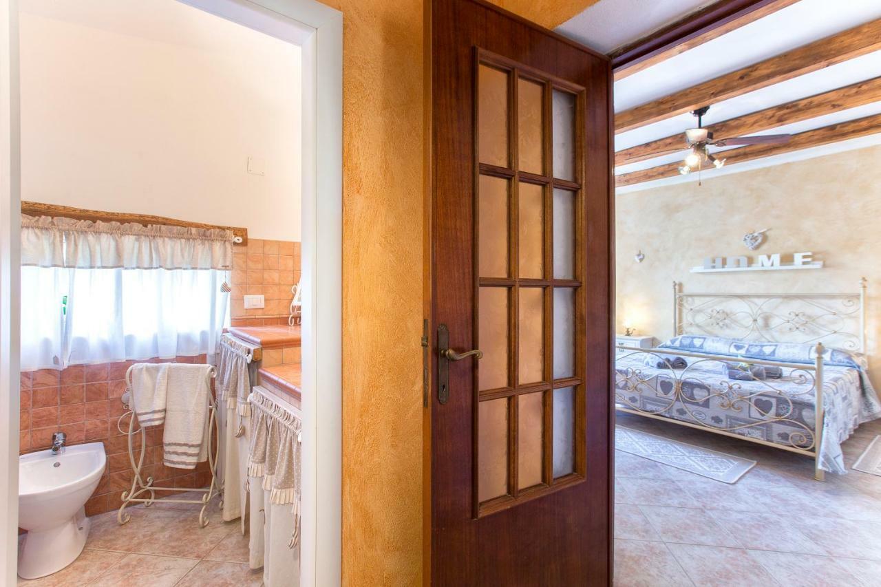 Casa Vacanze La Guzzetta Ranch Canaglia Exterior foto